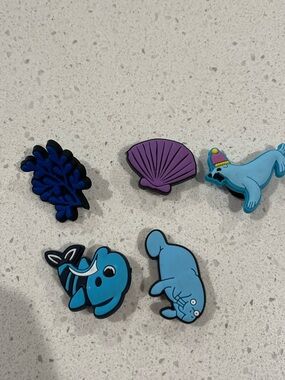 Blue Sea Creature Jibbitz Set with Purple Shell
